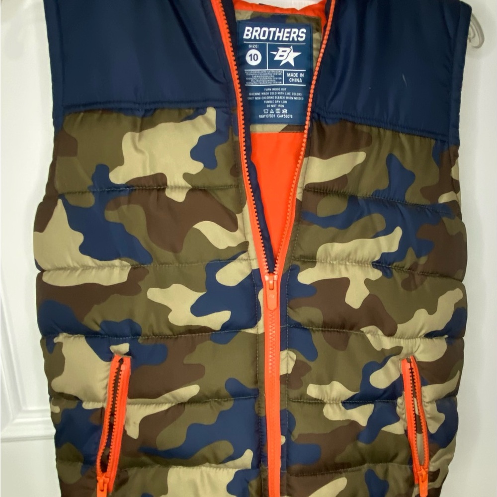 Brother Kids Camo Puffer Vest - Blue and Brown